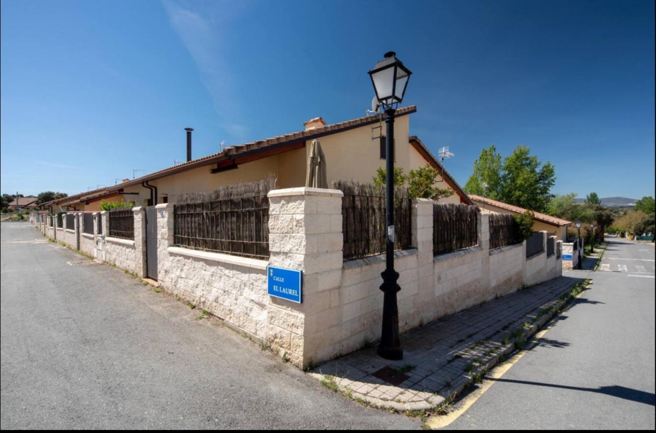El Refugio De Segovia Vila Ituero y Lama Exterior foto